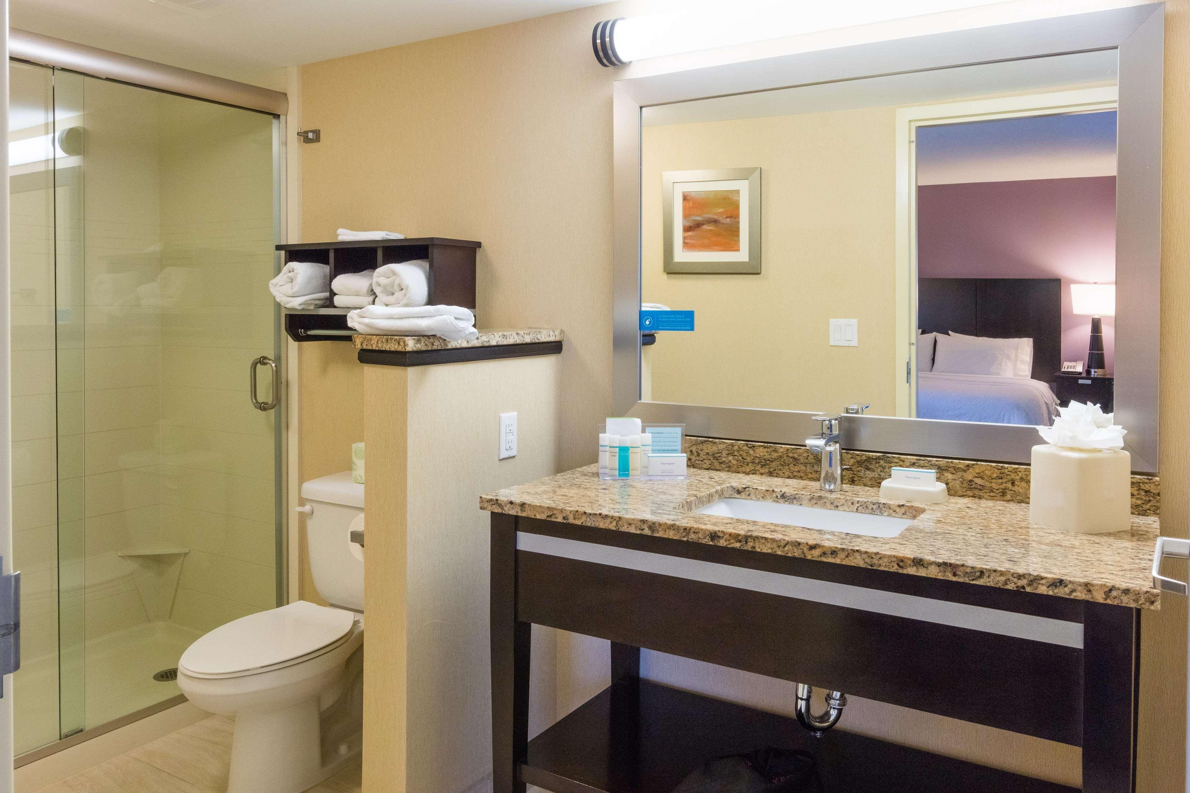 Hampton Inn Daytona Beach/Beachfront Exterior photo