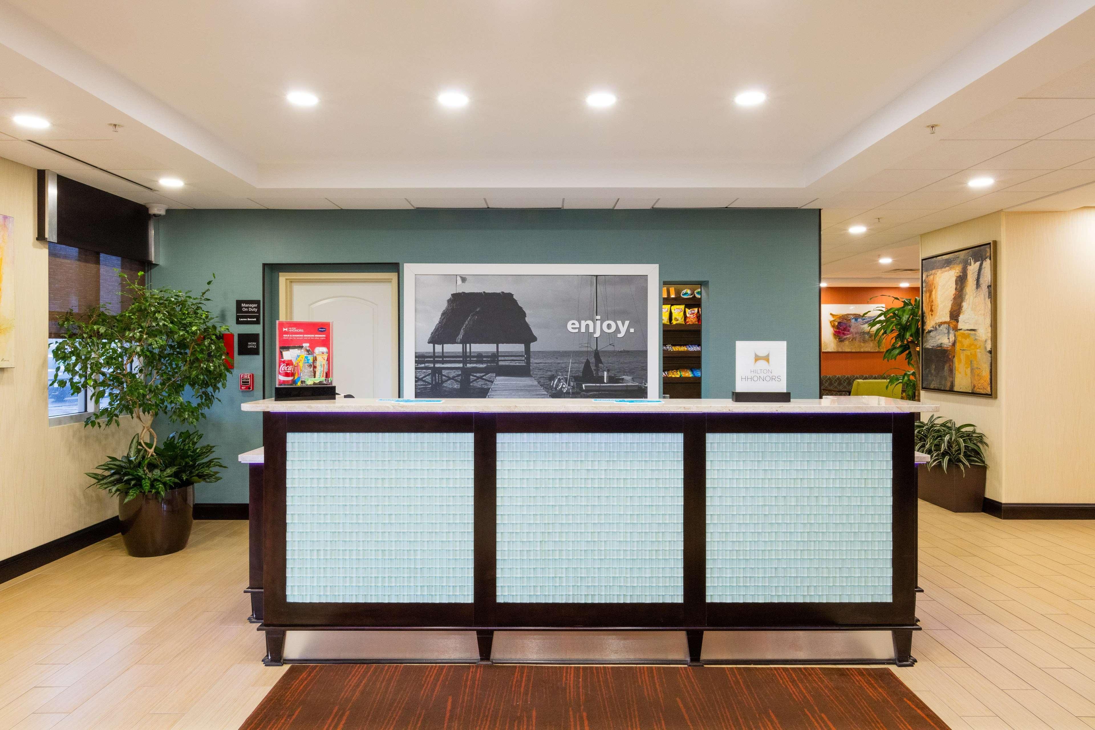 Hampton Inn Daytona Beach/Beachfront Exterior photo