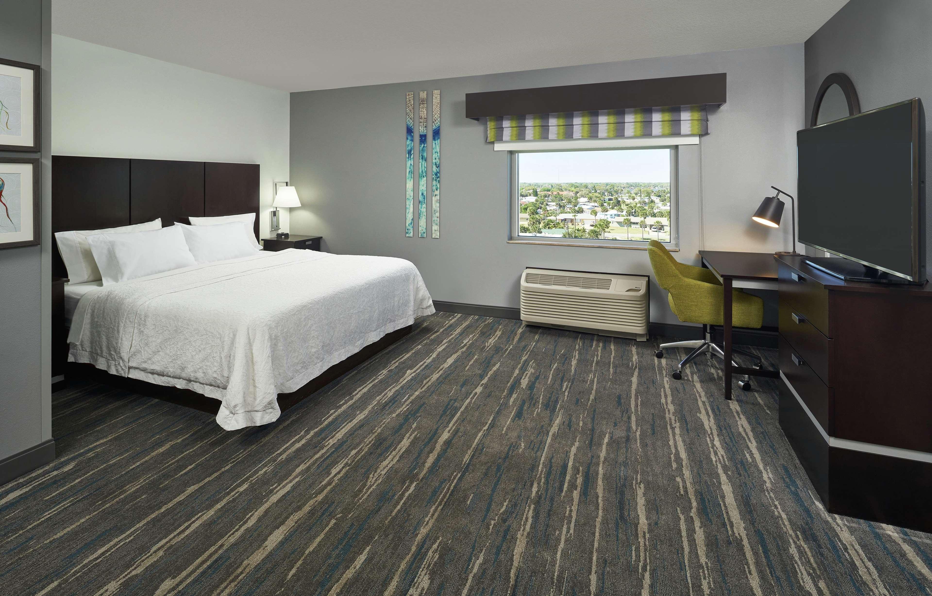 Hampton Inn Daytona Beach/Beachfront Exterior photo
