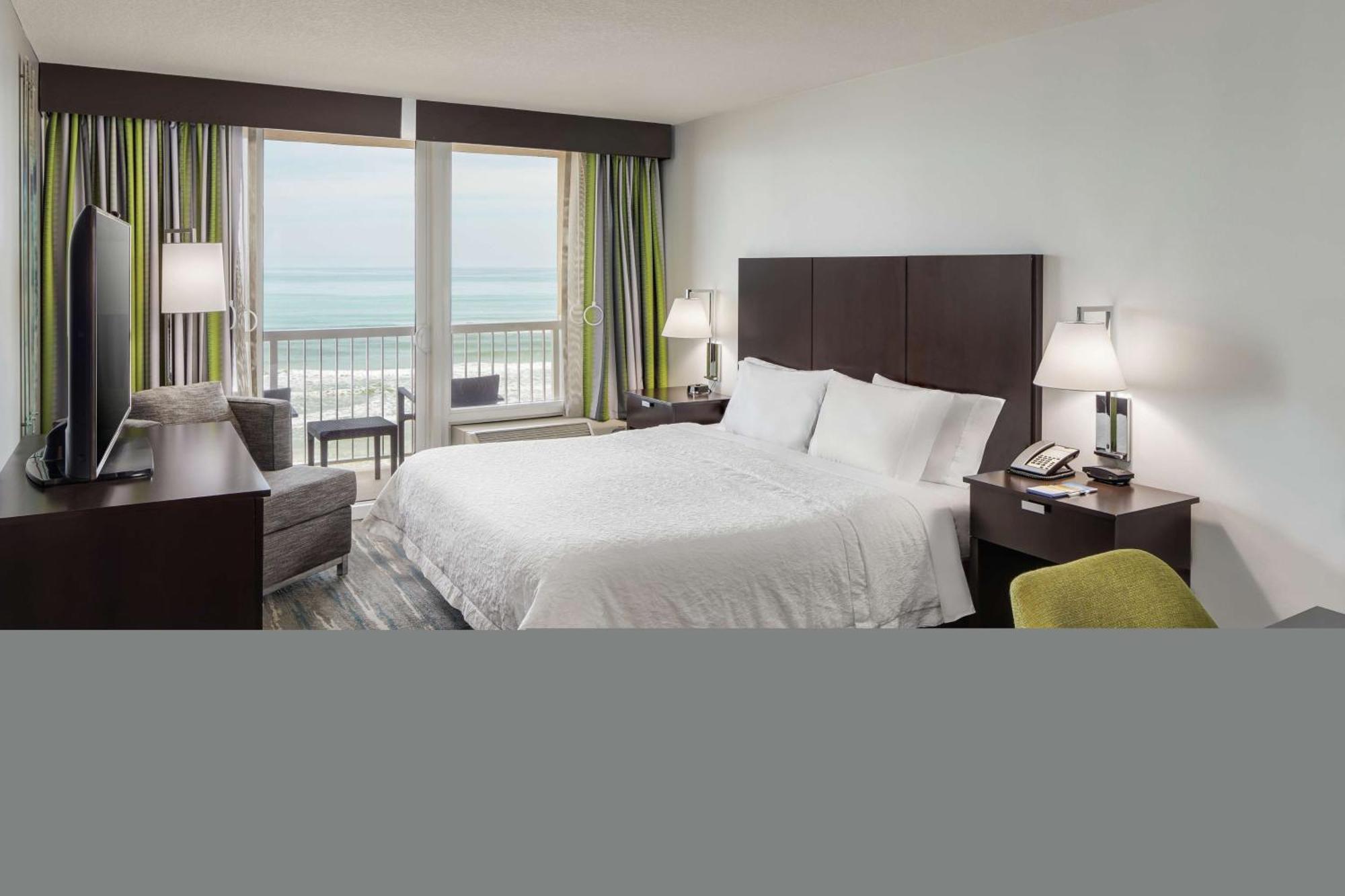 Hampton Inn Daytona Beach/Beachfront Exterior photo